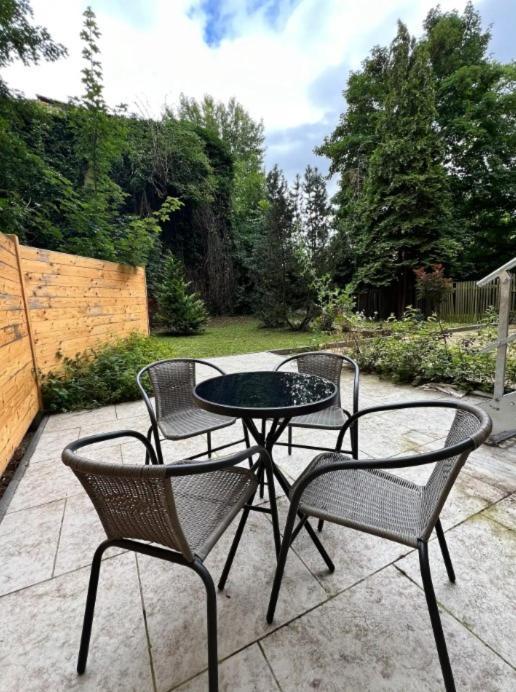 Soul-Apartment Terrasse Privat-Parkplatz Boxspringbett 55Zoll Tv Wlan ライプツィヒ エクステリア 写真